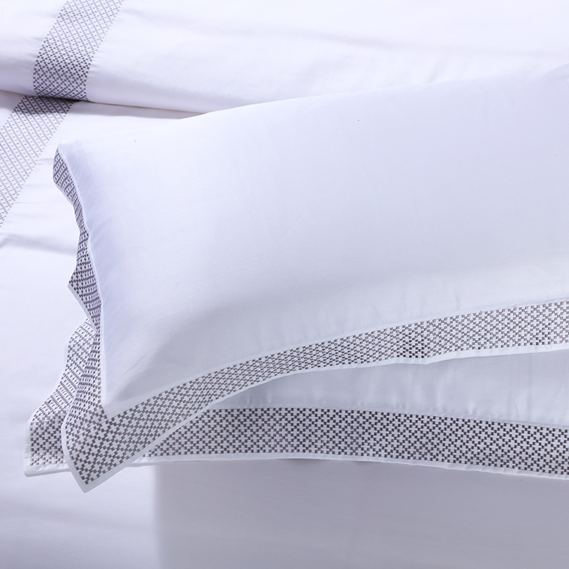 Juego de Ropa de Cama de Lujo con Nuevo Diseño de Bordado Personalizado para Hoteles Juego de Ropa de Cama de Lujo con Nuevo Diseño de Bordado Personalizado para Hoteles