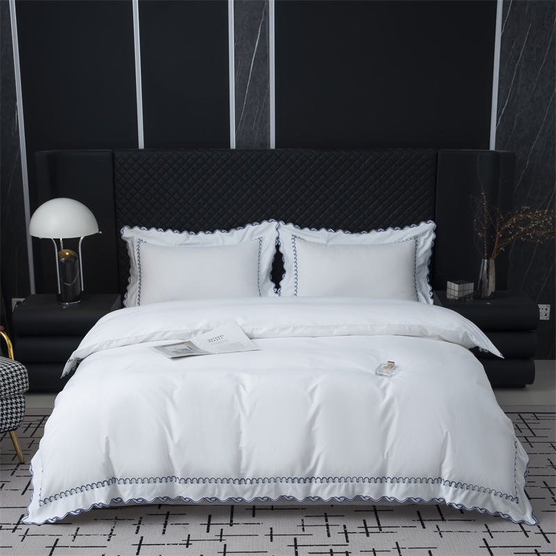 Juego de ropa de cama de satén de algodón 350TC con exquisito diseño de bordado recortado