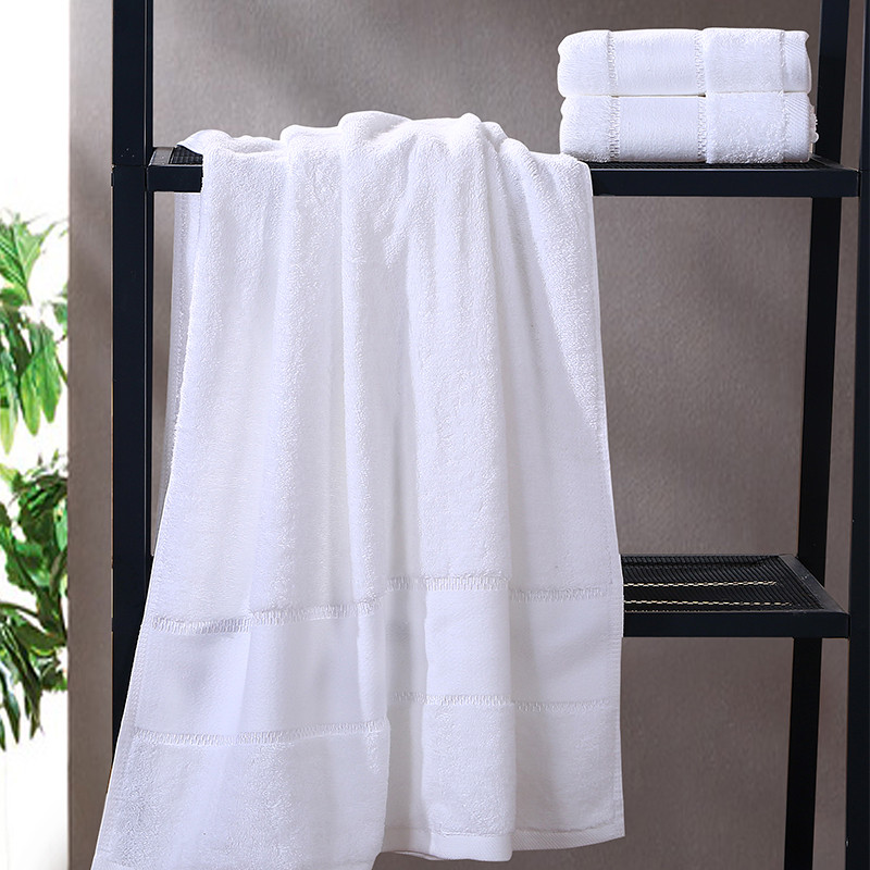 Juego de toallas con borde dobby blanco hilo plateado Juego de toallas con borde dobby blanco hilo plateado