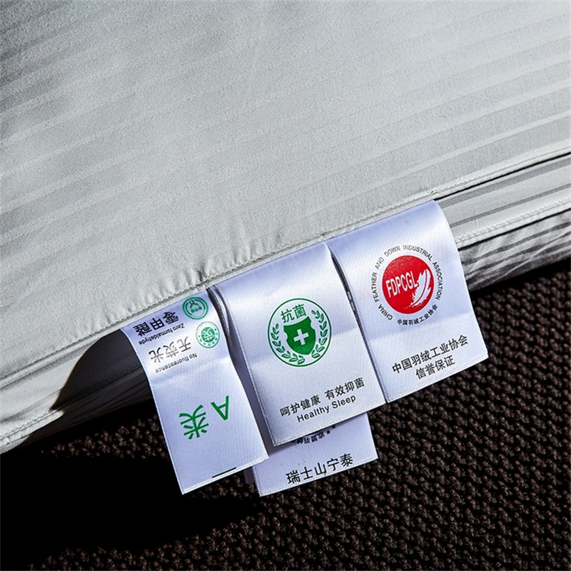 Almohada de plumón de pato con relleno de tres capas almohada de satén a rayas Almohada de plumón de pato con relleno de tres capas almohada de satén a rayas