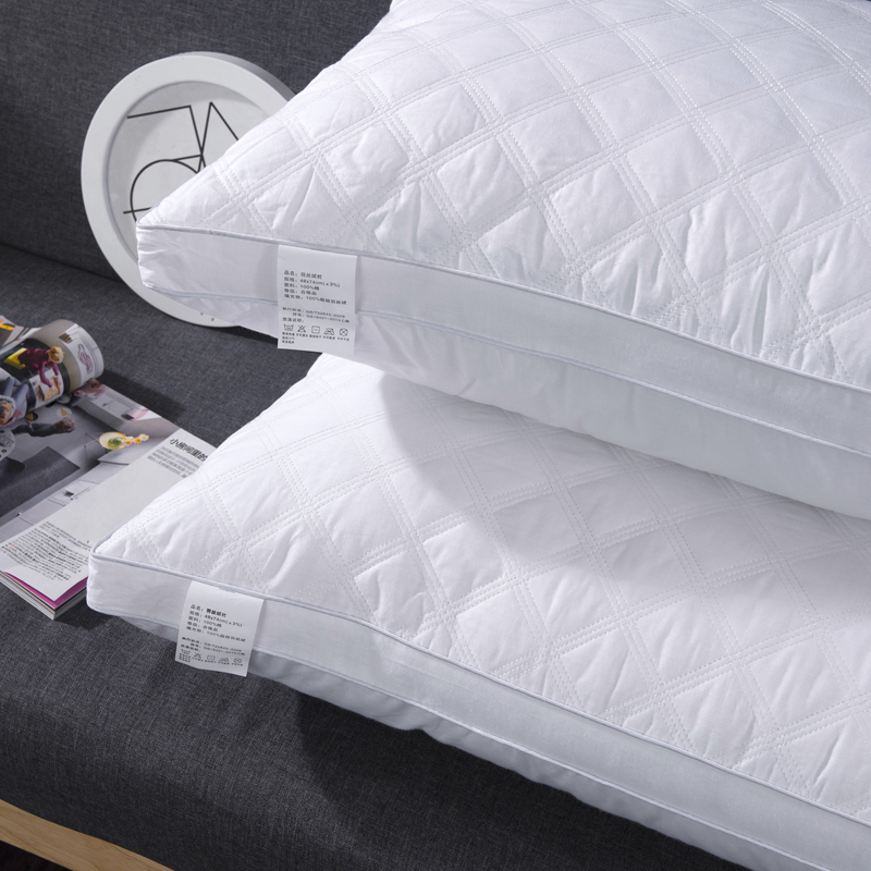 Almohada de tela acolchada con relleno de microfibra y cremallera Almohada de tela acolchada con relleno de microfibra y cremallera